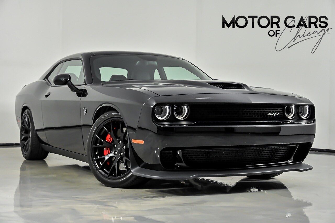 2016 Dodge Challenger SRT Hellcat's photo