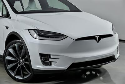 2018 Tesla Model X 75D - Photo 3 - Joliet, IL 60435