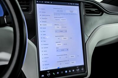 2018 Tesla Model X 75D - Photo 38 - Joliet, IL 60435