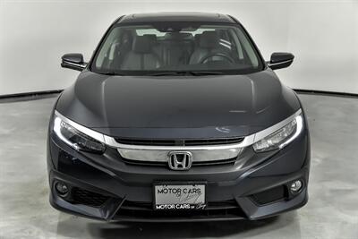 2017 Honda Civic Touring   - Photo 5 - Joliet, IL 60435