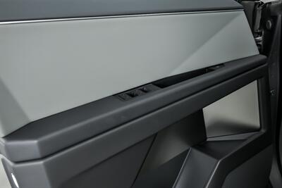 2025 Tesla Cybertruck Cyberbeast - Photo 18 - Joliet, IL 60435
