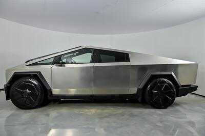 2025 Tesla Cybertruck Cyberbeast - Photo 8 - Joliet, IL 60435