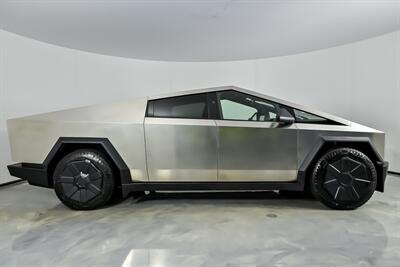 2025 Tesla Cybertruck Cyberbeast - Photo 14 - Joliet, IL 60435