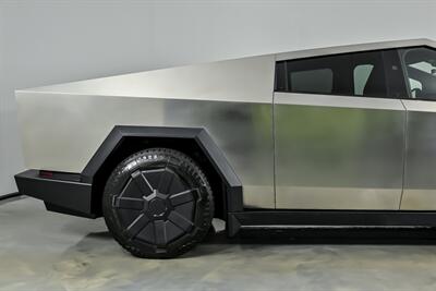 2025 Tesla Cybertruck Cyberbeast - Photo 13 - Joliet, IL 60435