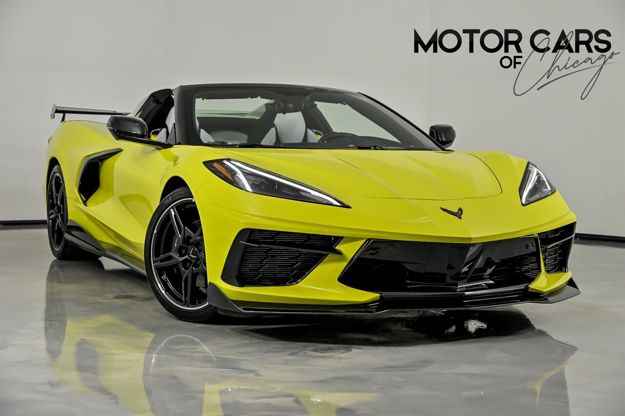 2021 Chevrolet Corvette Stingray - Photo 1 - Joliet, IL 60435