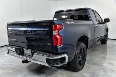 2019 Chevrolet Silverado 1500 LTZ   - Photo 12 - Joliet, IL 60435