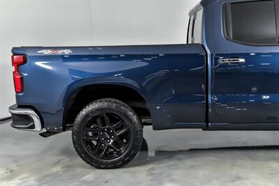 2019 Chevrolet Silverado 1500 LTZ   - Photo 13 - Joliet, IL 60435