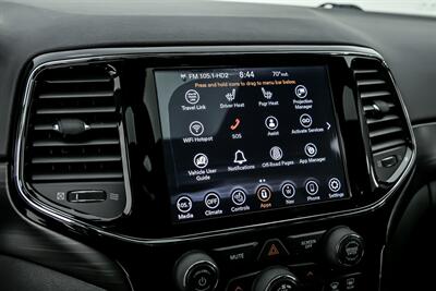 2019 Jeep Grand Cherokee Altitude   - Photo 32 - Joliet, IL 60435