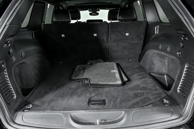 2019 Jeep Grand Cherokee Altitude   - Photo 16 - Joliet, IL 60435