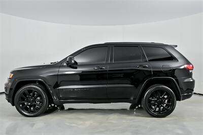 2019 Jeep Grand Cherokee Altitude   - Photo 8 - Joliet, IL 60435