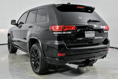 2019 Jeep Grand Cherokee Altitude   - Photo 10 - Joliet, IL 60435