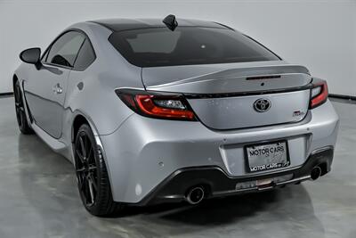 2025 Toyota GR86 Premium   - Photo 10 - Joliet, IL 60435