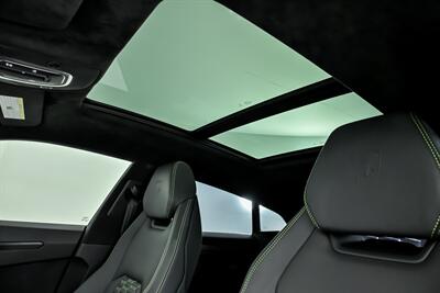 2019 Lamborghini Urus - Photo 24 - Joliet, IL 60435