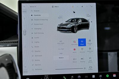 2023 Tesla Model S Plaid-MATTE BLACK ON WHITE GUTS!   - Photo 31 - Joliet, IL 60435