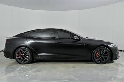 2023 Tesla Model S Plaid-MATTE BLACK ON WHITE GUTS!   - Photo 14 - Joliet, IL 60435