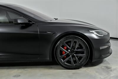 2023 Tesla Model S Plaid-MATTE BLACK ON WHITE GUTS!   - Photo 15 - Joliet, IL 60435