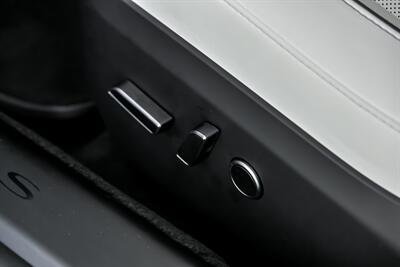 2023 Tesla Model S Plaid-MATTE BLACK ON WHITE GUTS!   - Photo 25 - Joliet, IL 60435