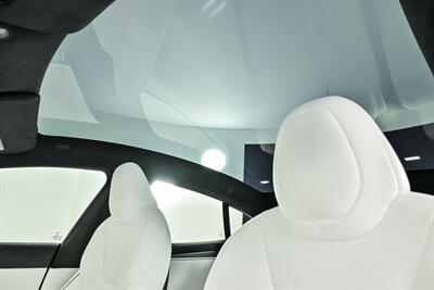 2023 Tesla Model S Plaid-MATTE BLACK ON WHITE GUTS!   - Photo 22 - Joliet, IL 60435