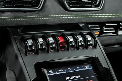 2022 Lamborghini Huracan EVO - Photo 27 - Joliet, IL 60435