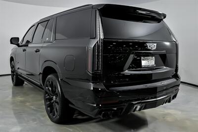 2026 Cadillac Escalade-V ESV -ONYX PACKAGE! - Photo 10 - Joliet, IL 60435