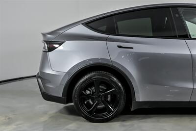2026 Tesla Model Y Long Range - Photo 13 - Joliet, IL 60435