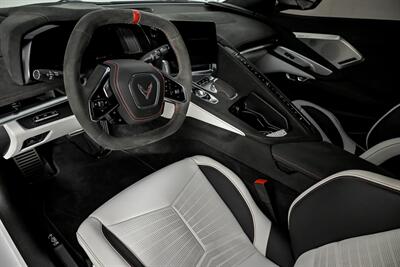 2023 Chevrolet Corvette Stingray   - Photo 24 - Joliet, IL 60435