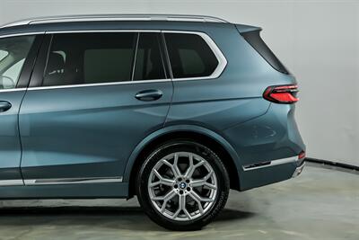 2023 BMW X7 xDrive40i   - Photo 9 - Joliet, IL 60435
