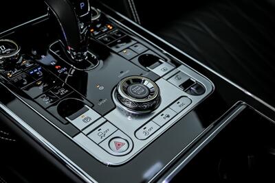 2022 Bentley Flying Spur V8 - Photo 37 - Joliet, IL 60435