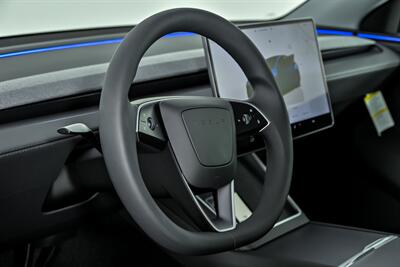 2026 Tesla Model Y Long Range - Photo 25 - Joliet, IL 60435