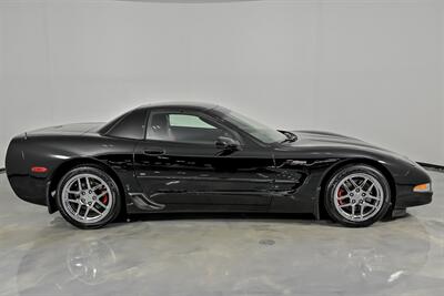 2003 Chevrolet Corvette Z06   - Photo 14 - Joliet, IL 60435