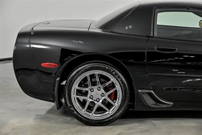 2003 Chevrolet Corvette Z06   - Photo 13 - Joliet, IL 60435
