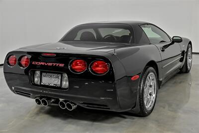 2003 Chevrolet Corvette Z06   - Photo 12 - Joliet, IL 60435