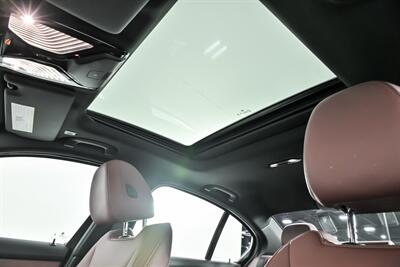 2024 BMW 3 Series M340i xDrive   - Photo 24 - Joliet, IL 60435