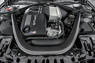 2020 BMW M4 COMPETITION   - Photo 17 - Joliet, IL 60435