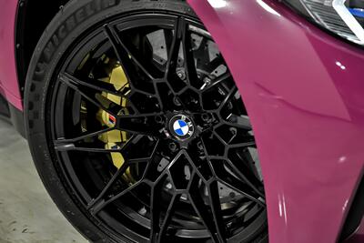 2023 BMW M3 Competition xDrive-RUBY STAR WRAP-CARBON CERAMICS   - Photo 4 - Joliet, IL 60435