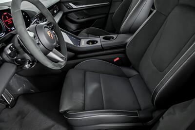 2025 Porsche Taycan Turbo GT - Photo 22 - Joliet, IL 60435