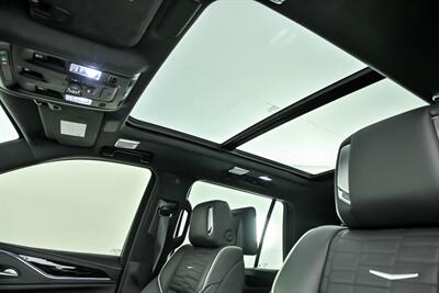 2024 Cadillac Escalade-V   - Photo 23 - Joliet, IL 60435