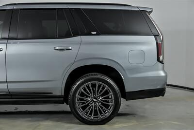 2024 Cadillac Escalade-V   - Photo 9 - Joliet, IL 60435
