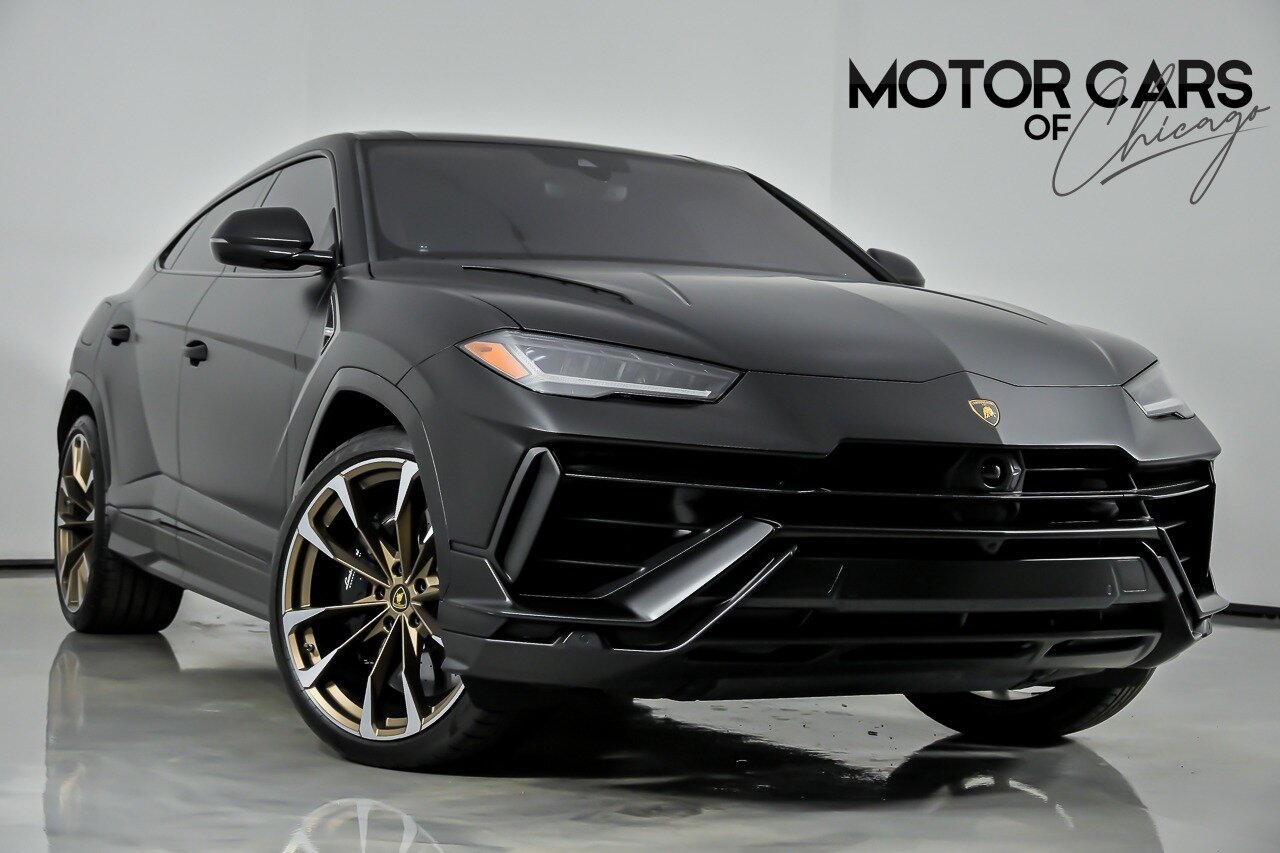 2023 Lamborghini Urus S's photo