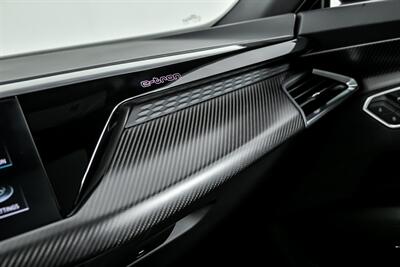 2022 Audi e-tron GT quattro Prestige   - Photo 35 - Joliet, IL 60435