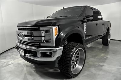 2019 Ford F-350 Super Duty Lariat   - Photo 6 - Joliet, IL 60435