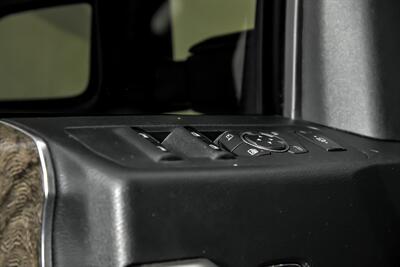 2019 Ford F-350 Super Duty Lariat   - Photo 17 - Joliet, IL 60435