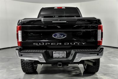 2019 Ford F-350 Super Duty Lariat   - Photo 10 - Joliet, IL 60435