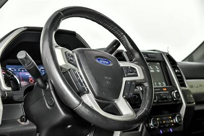 2019 Ford F-350 Super Duty Lariat   - Photo 25 - Joliet, IL 60435