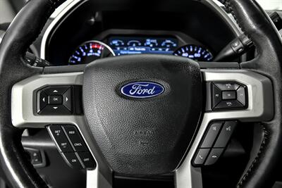 2019 Ford F-350 Super Duty Lariat   - Photo 27 - Joliet, IL 60435