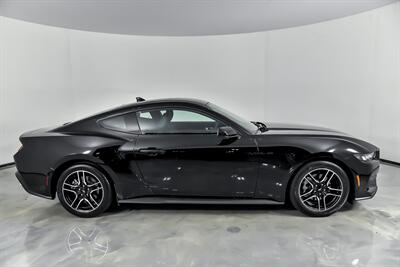 2024 Ford Mustang EcoBoost   - Photo 14 - Joliet, IL 60435