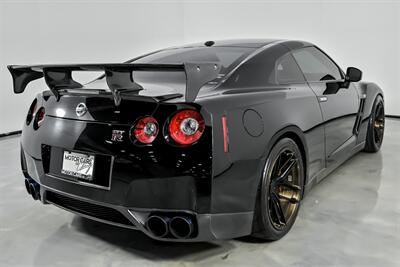 2011 Nissan GT-R Premium - Photo 12 - Joliet, IL 60435