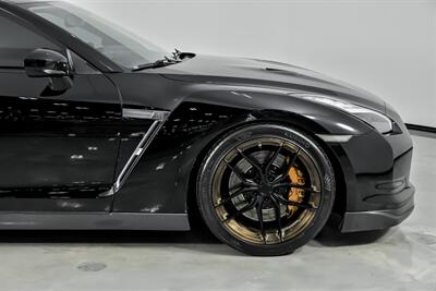 2011 Nissan GT-R Premium - Photo 15 - Joliet, IL 60435