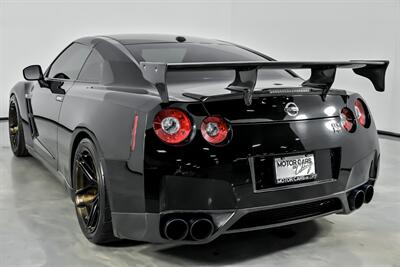 2011 Nissan GT-R Premium - Photo 10 - Joliet, IL 60435