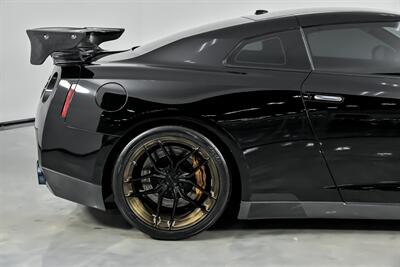 2011 Nissan GT-R Premium - Photo 13 - Joliet, IL 60435